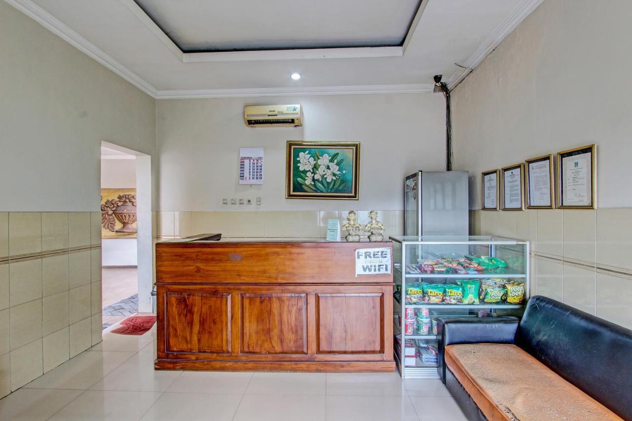 Oyo 91785 Hotel Srikandi Kalasan Tanjungtirto Eksteriør bilde