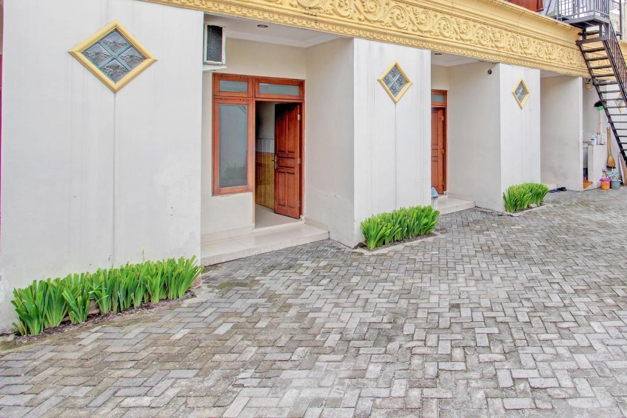 Oyo 91785 Hotel Srikandi Kalasan Tanjungtirto Eksteriør bilde